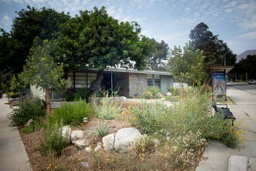 Aldadena Library Demonstration Garden, Bob Lucas Branch