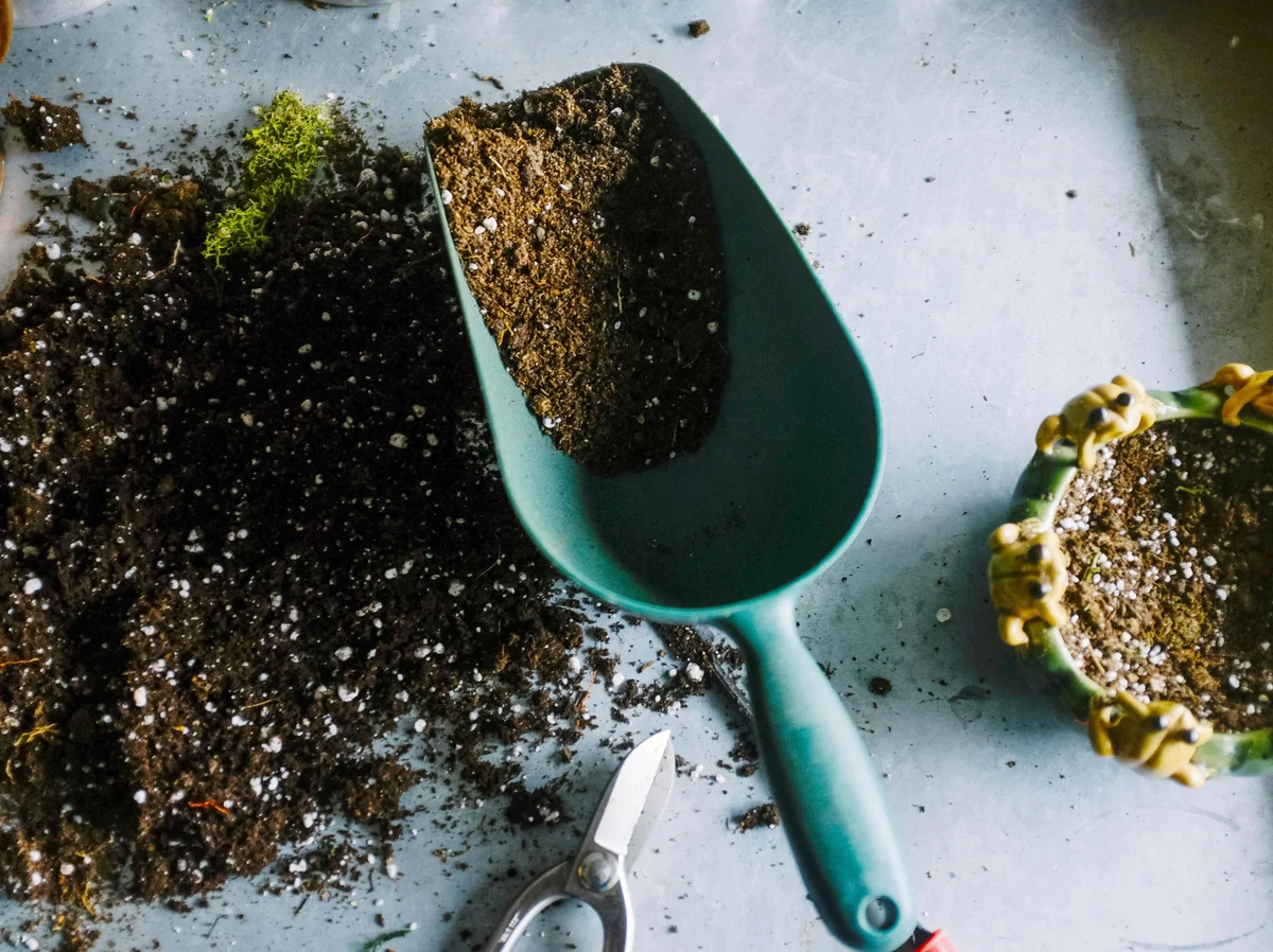 Make Your Own Potting Mix